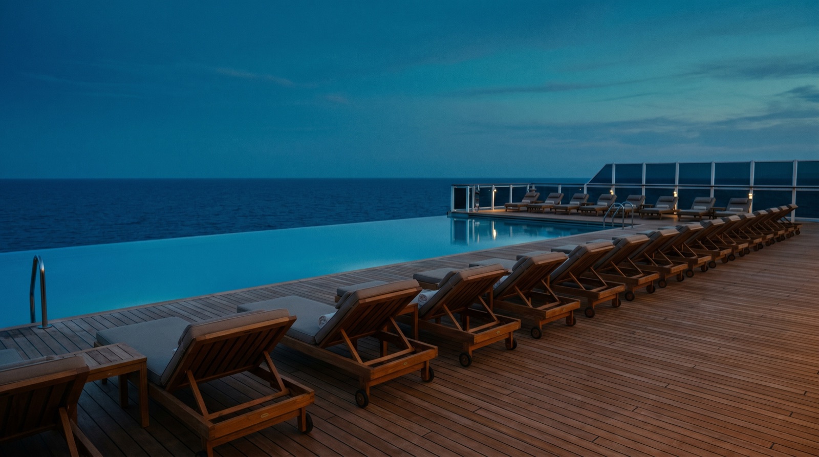 Do Cruise Planner prices go back up after a sale?
